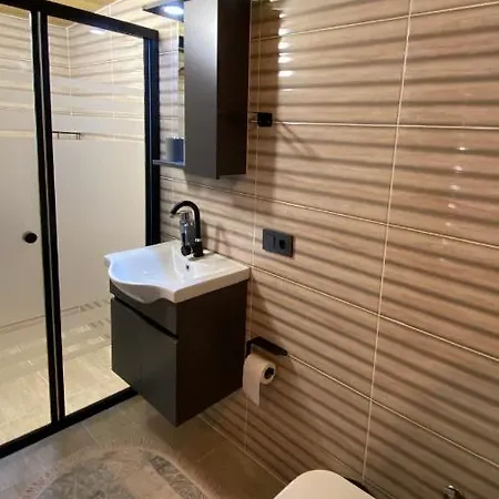 Istanbuldere ספנג'ה