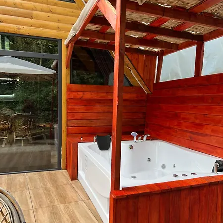 Istanbuldere * ספנג'ה