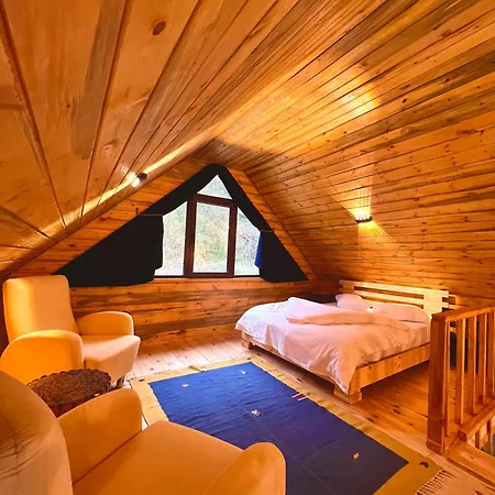 Istanbuldere * ספנג'ה